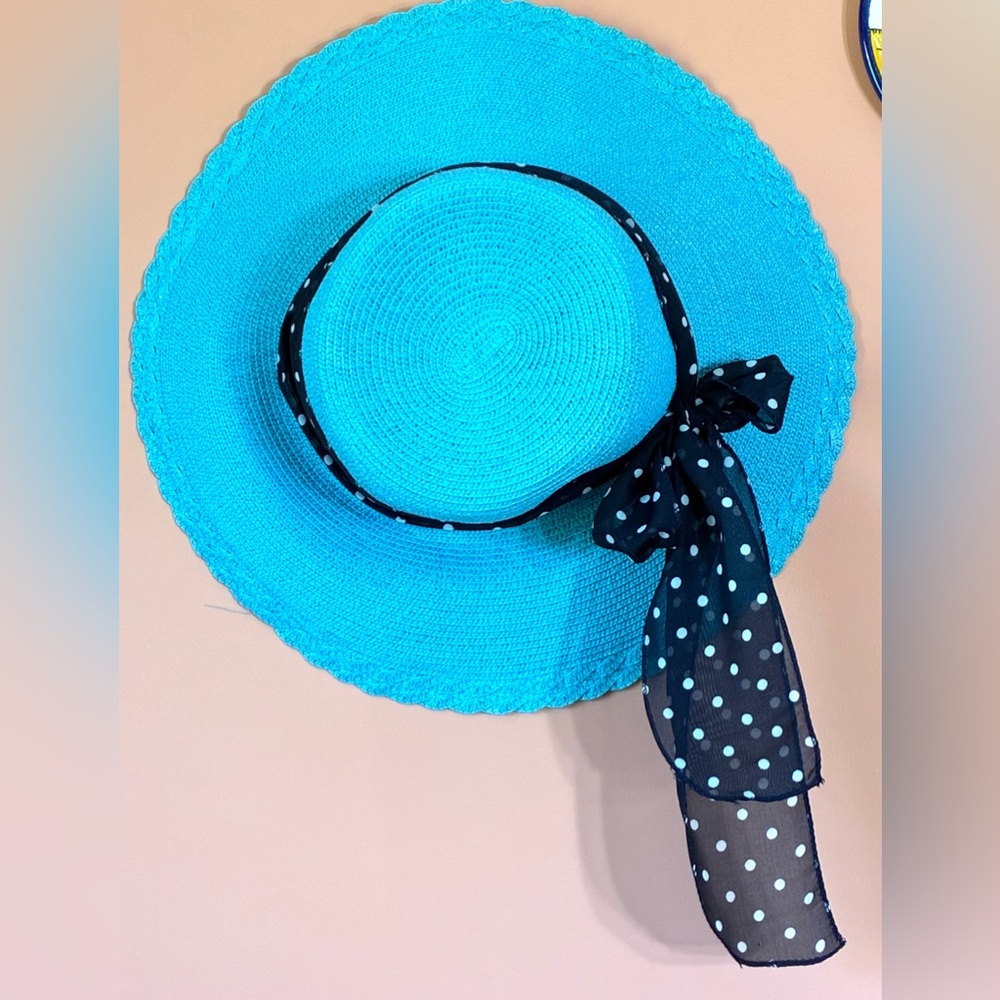Women’s Summer Hat - Picture 9 of 10
